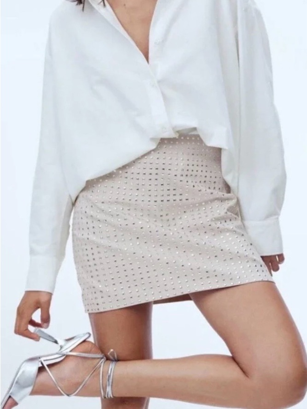 H&M Women’s Studded Mini Skirt US 10 Beige Silver Square Stud Y2K Party
